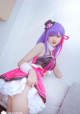 《年轻女教师3》
