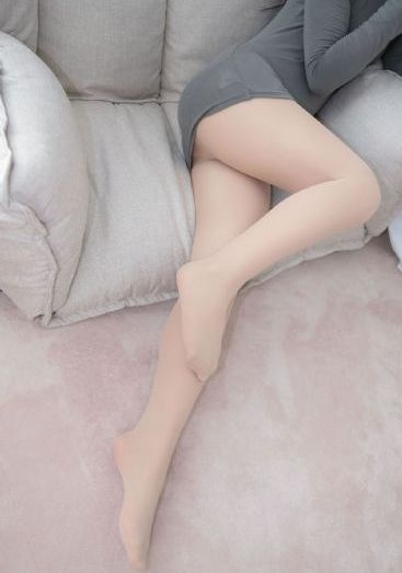乳房与月亮