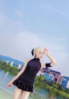 伦理年轻漂亮的岳9